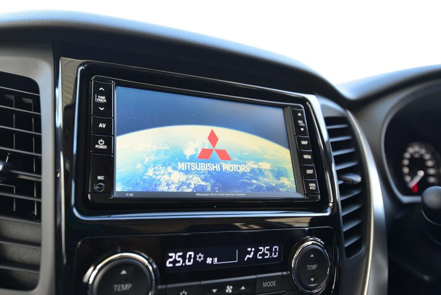  Mitsubishi Pajero Sport 2015 года  (TH) (фото 41 из 46)